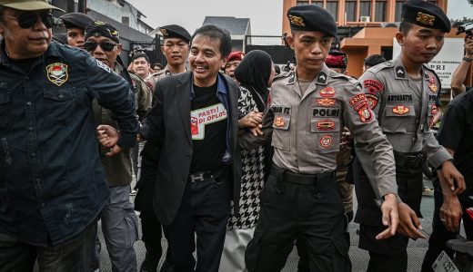 65861-sidang-praperadilan-roy-suryo-1