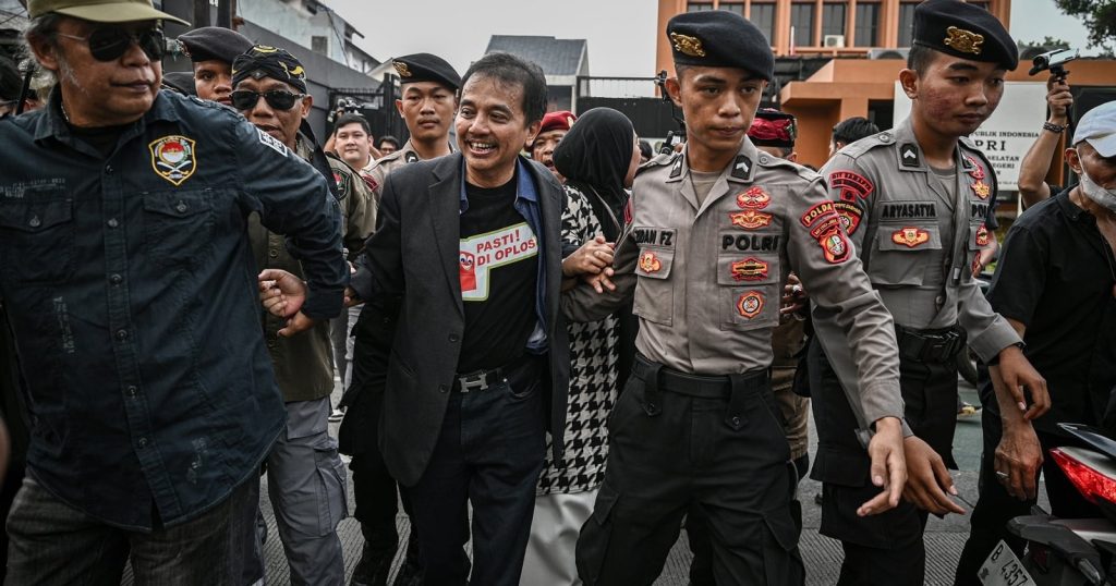 65861-sidang-praperadilan-roy-suryo