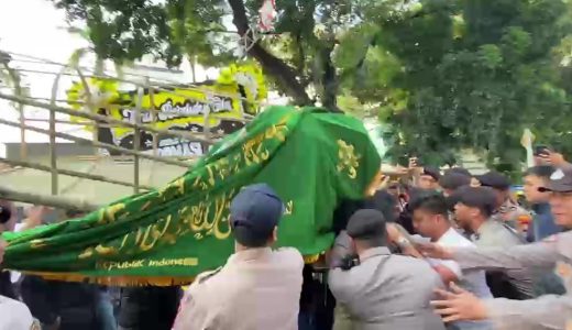 70585-demo-bem-ui-di-mabes-polri