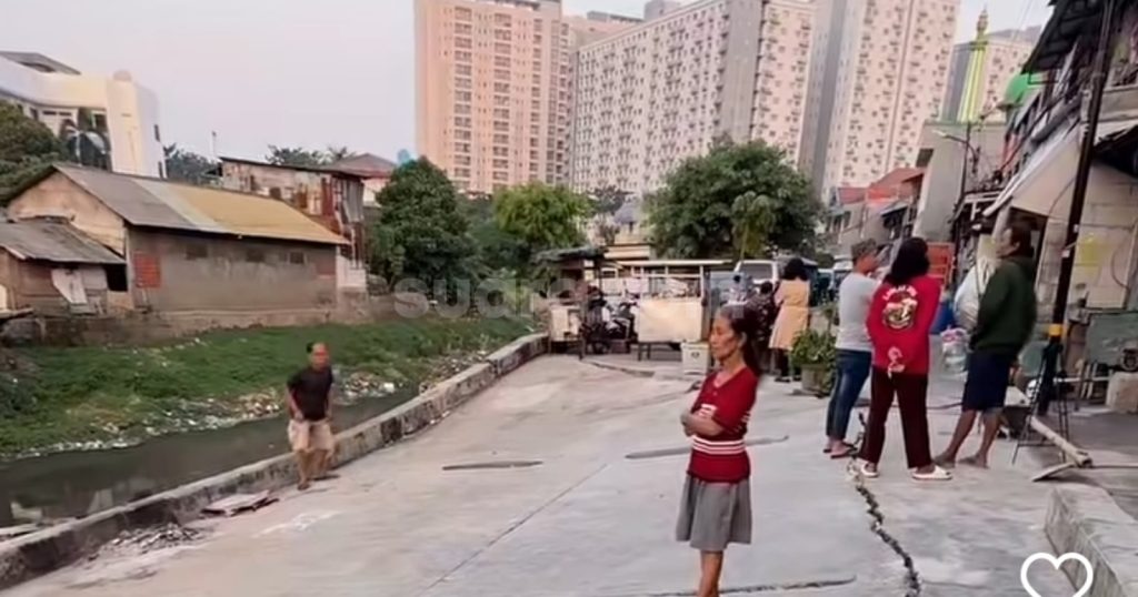 86449-jalan-cinta-di-rt-11rw-03-kelurahan-pulogadung-jakarta-timur-1