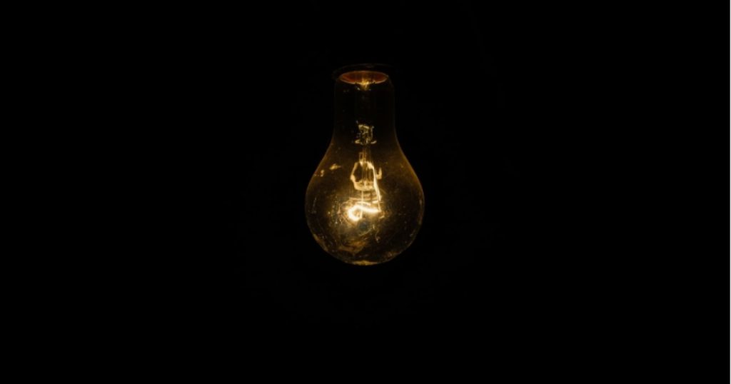 93885-ilustrasi-mati-lampu-unsplashrodion-kutsaiev