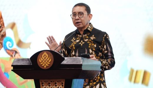 98027-menteri-kebudayaan-fadli-zon