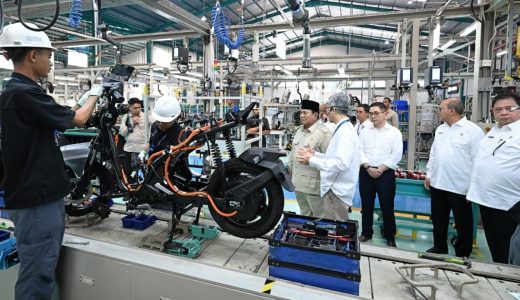 13738-presiden-prabowo-subianto-dorong-motor-listrik