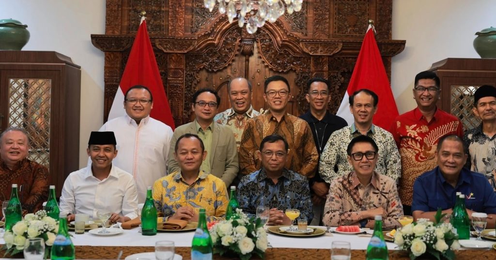 40990-pertemuan-para-sekjen-parpol-koalisi-pemerintah-jelang-hut-ri-ke-81