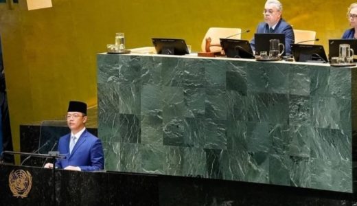27055-menteri-luar-negeri-menlu-ri-sugiono-di-sidang-ke-81-majelis-umum-perserikatan-bangsa-bangsa-pbb