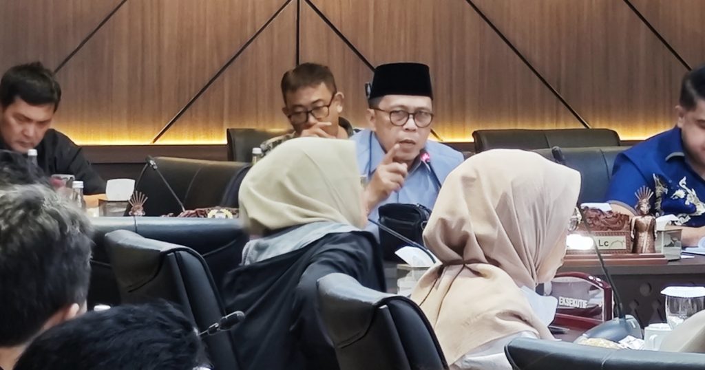 39667-ketua-komisi-e-muhammad-subki