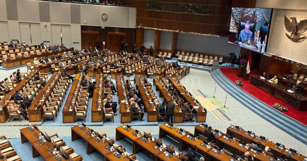 48316-rapat-paripurna-dpr-ri-ke-2-masa-persidangan-i-tahun-sidang-2026-2027-di-komplek-parlemen
