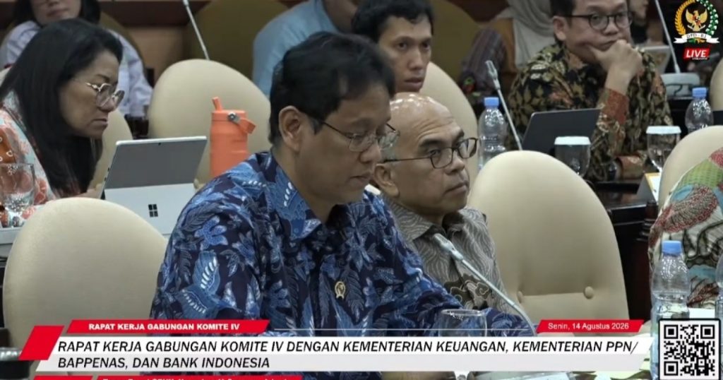 54930-purbaya-yudhi-sadewa-mendadak-meninggalkan-rapat-di-senayan-pada-senin-1492026