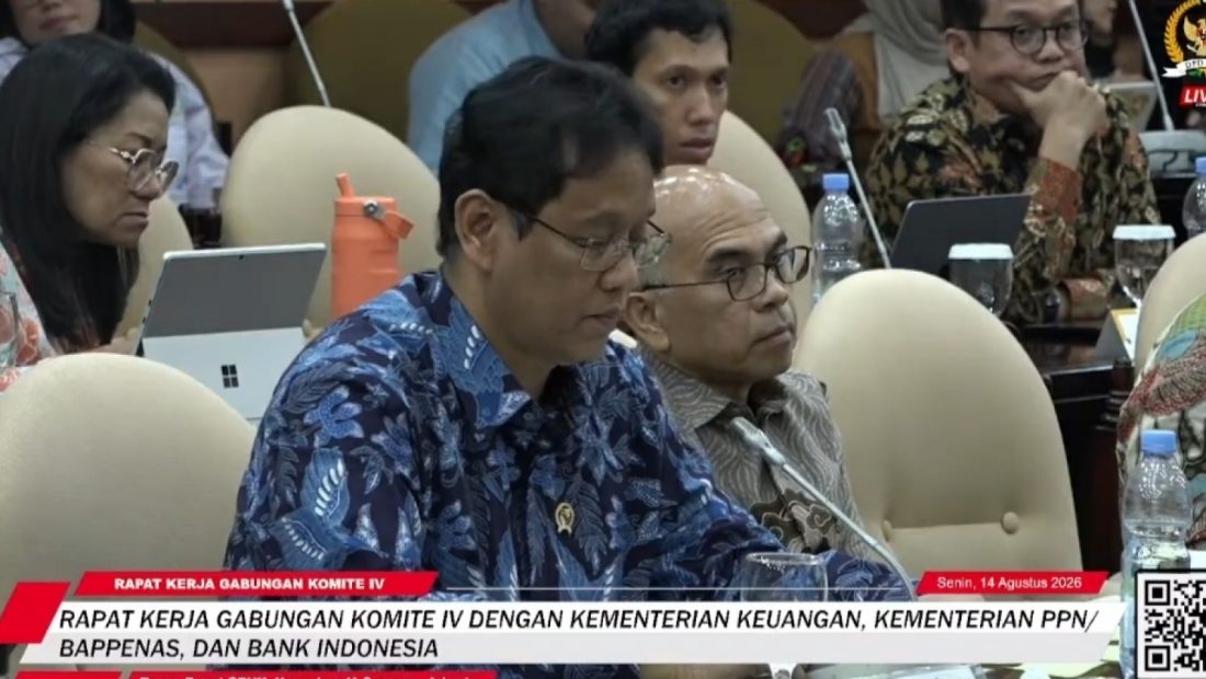 54930-purbaya-yudhi-sadewa-mendadak-meninggalkan-rapat-di-senayan-pada-senin-1492026