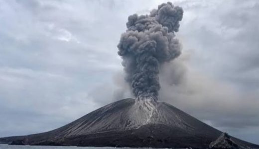 63951-gunung-anak-krakatau-1
