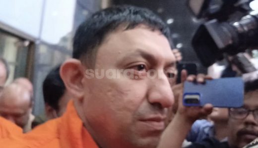 77458-tampang-fahd-a-rafiq-resmi-pakai-rompi-oranye-usai-kena-ott-kpk