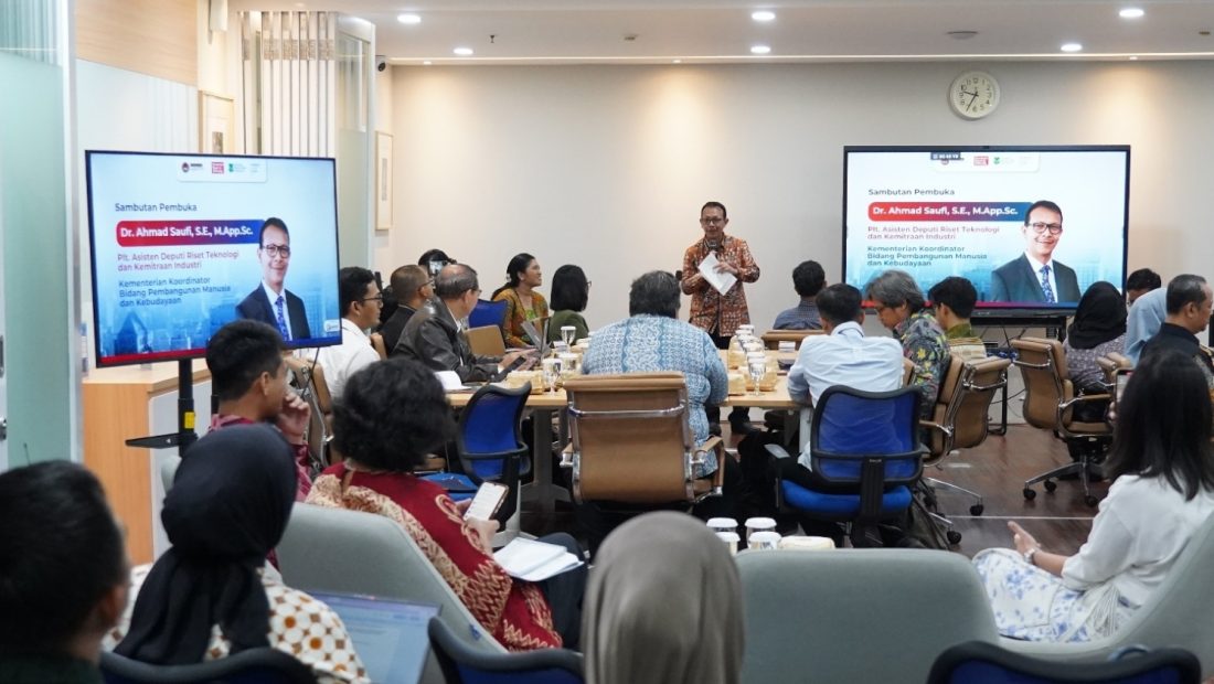20050-plt-asisten-deputi-riset-teknologi-dan-kemitraan-industri-kemenko-pmk-ahmad-saufi